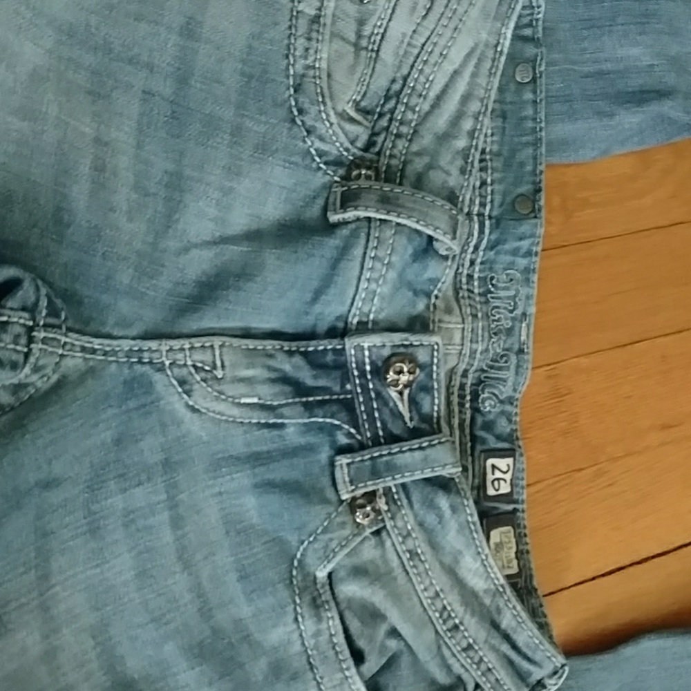 Jeans - Picture 3 of 4